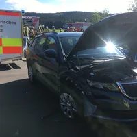 20200702-vu-pkw-kreuzbach-unfallfahrzeug.jpg
