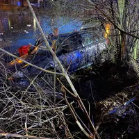 20201205_pkw_im_wasser-1.jpg