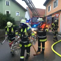 20200607-scheunenbrand-miltach-atemschutztrupp.jpg